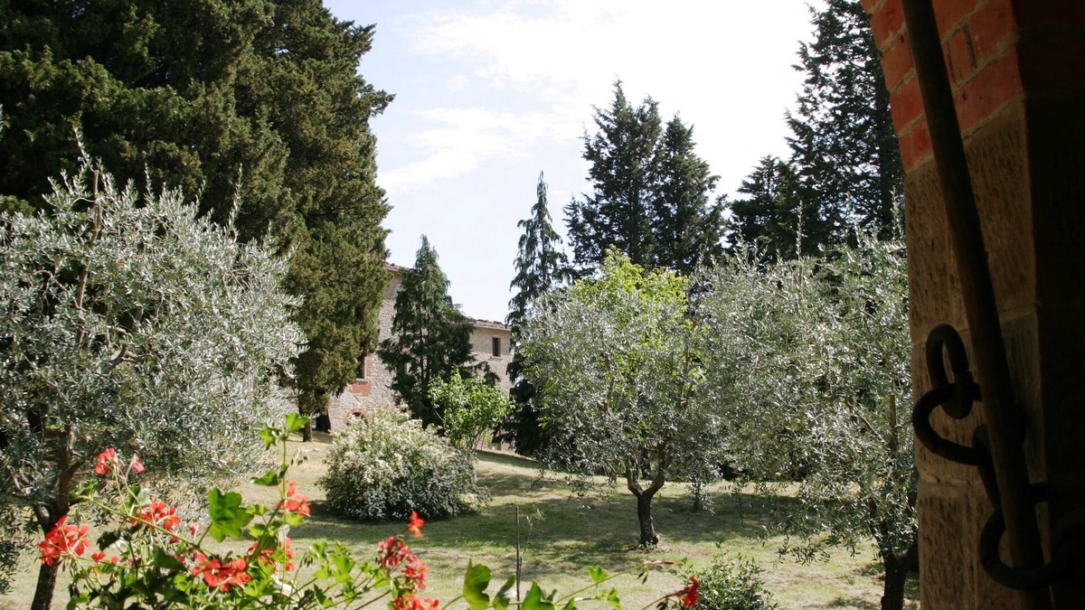Scheggia Apartment | Renovated Apt in Tuscan Ancient Farm w Shared Pool
