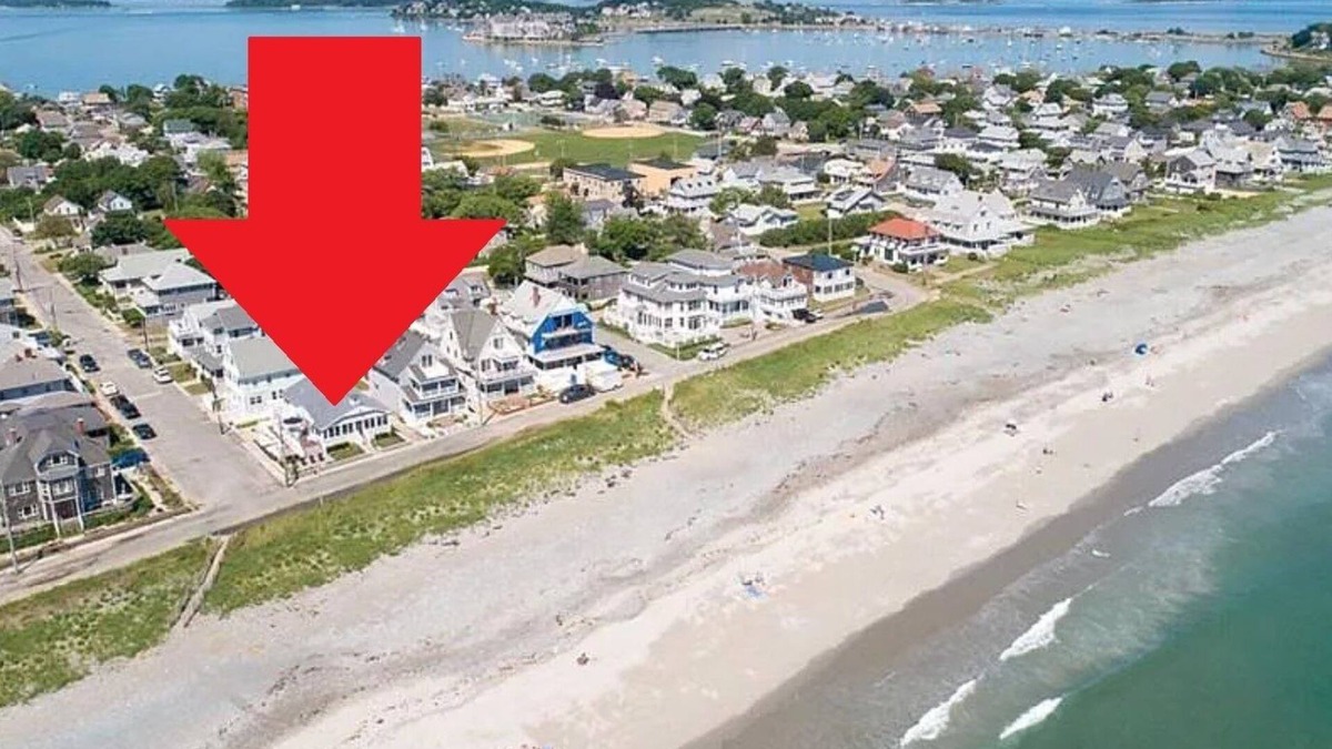Waveland House | Renovated Beach House with 180 degree Ocean Views, Steps to the Sand