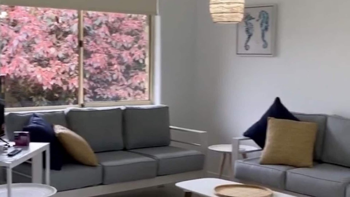 Valla Beach House | Renovated Coastal Style: 4 bedroom house near beach and park