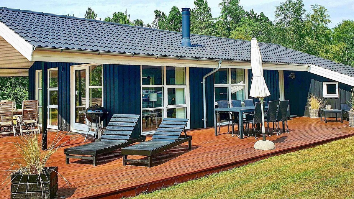 Jerup House | Renovated Cottage in Bratten - By Traum Ferienwohnungen