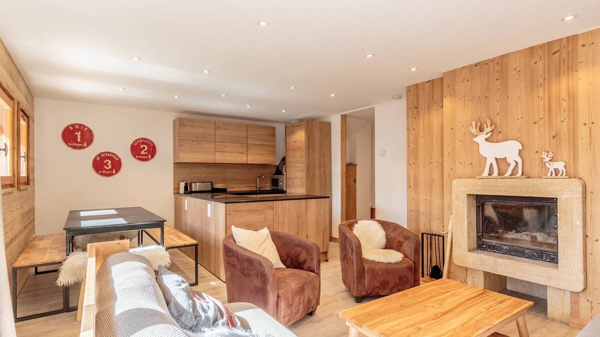 Plagne Soleil House | Renovated ski-in chalet, 4 bedrooms, Plagne Soleil