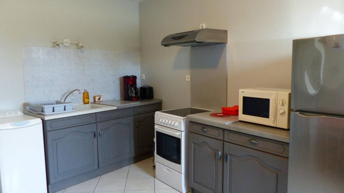 Louchy-Montfand Cottage | Renovated harvest house with WIFI and pets allowed