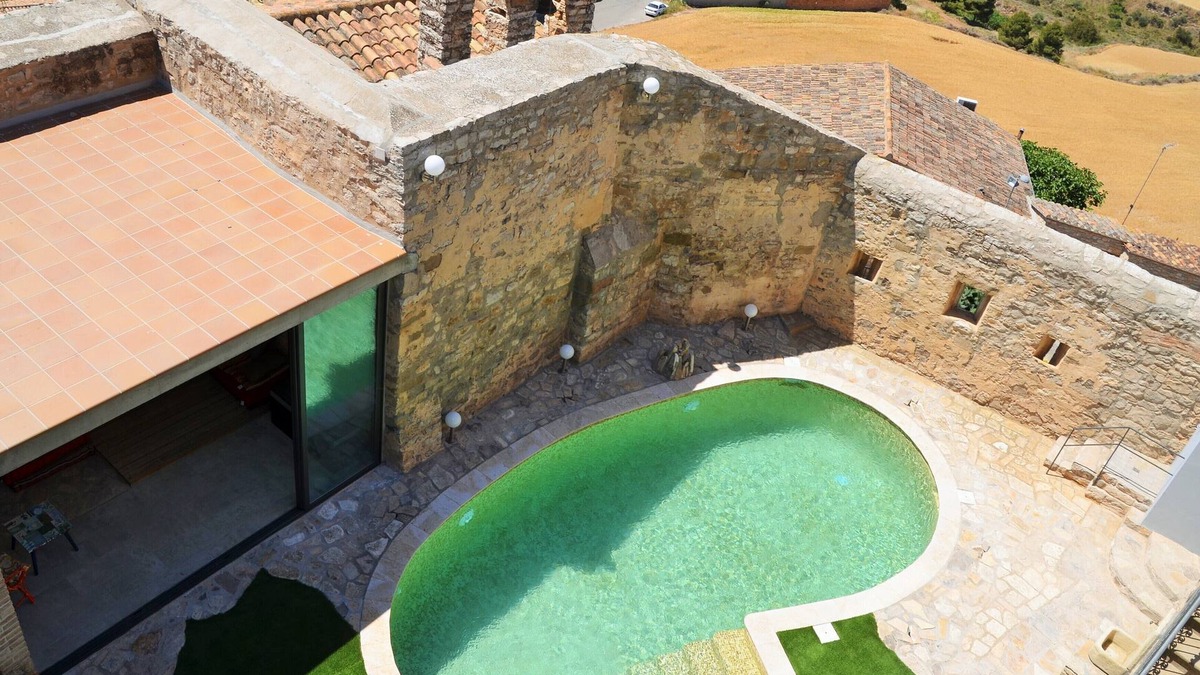 Cervera Villa | Renovated, historic castle - Luxury, Pool, Privacy - 6 bedrooms, 6 bathrooms