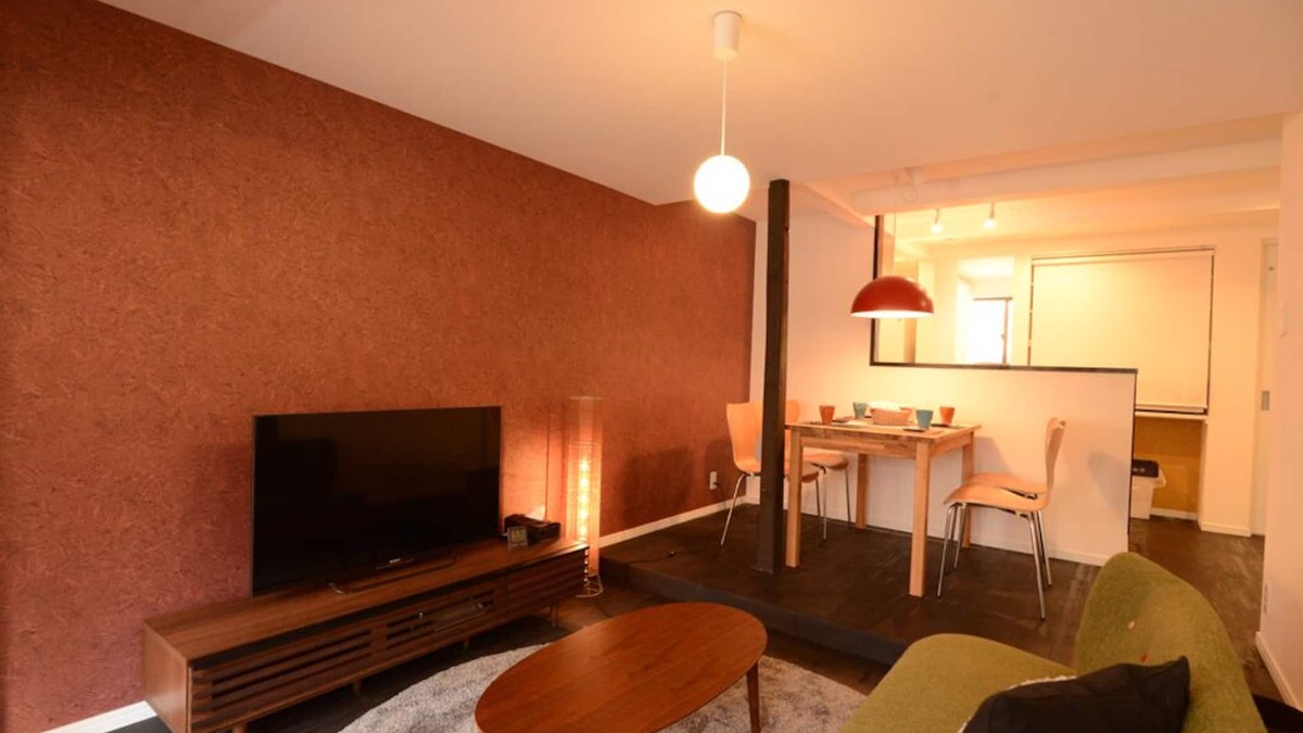 Okazaki House | Renovated modern traditional house 5mins-walk from station, "Uan/Hana"