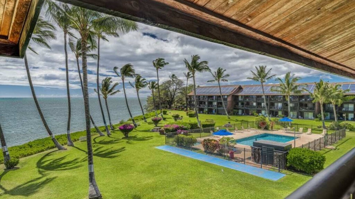 Kaunakakai Condo | Renovated OF W/Lanai and Kitchen - Molokai Shores #332