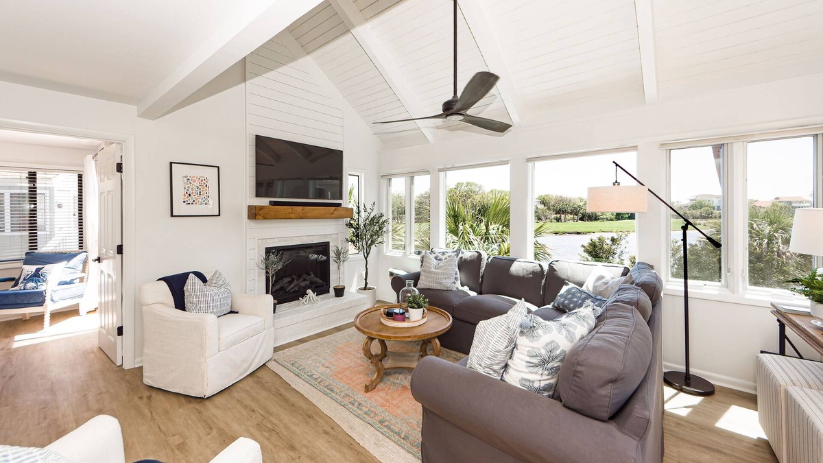Sealoft Villas Cottage | Renovated on the Lagoon within Walking Distance to the Beach &n Amenity Cards!