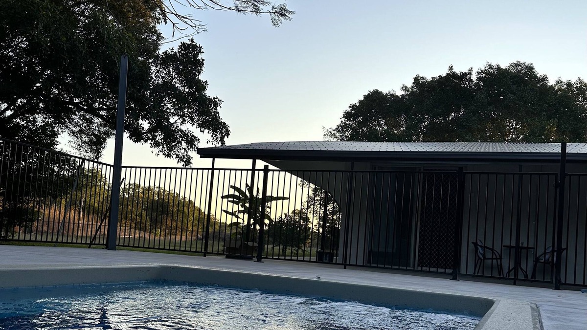 Virginia Cottage | Renovated Rural Cottage With Private Pool & Fire Pit, Only Minutes to Shops