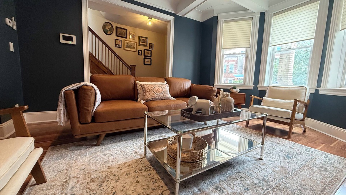 West New York House | Renovated Townhouse w/Private POOL - 15 mins from Manhattan.