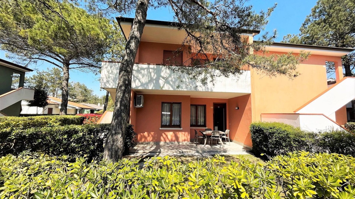 Bibione Apartment | Renovated two-room apartment on ground floor in village with swimming pool