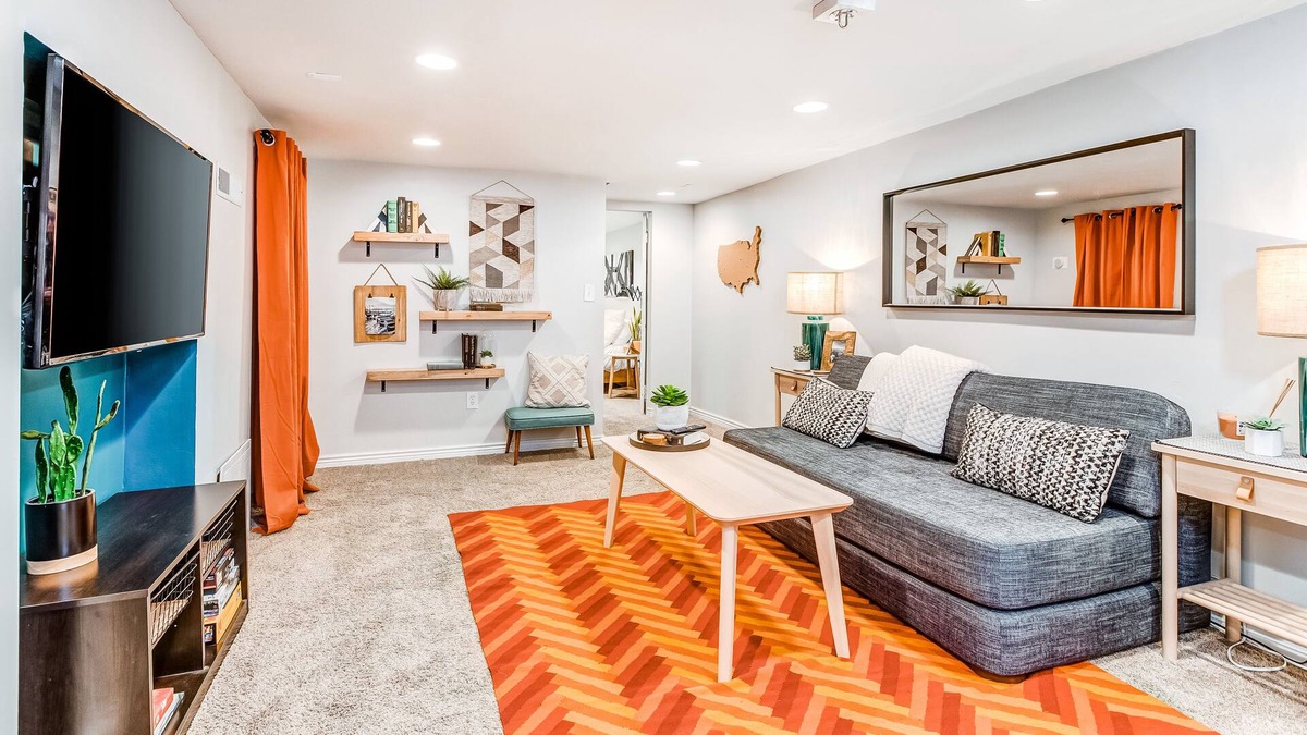 Canyon Rim House | Renovated vacation home with hot tub, central AC, gas grill, & washer/dryer