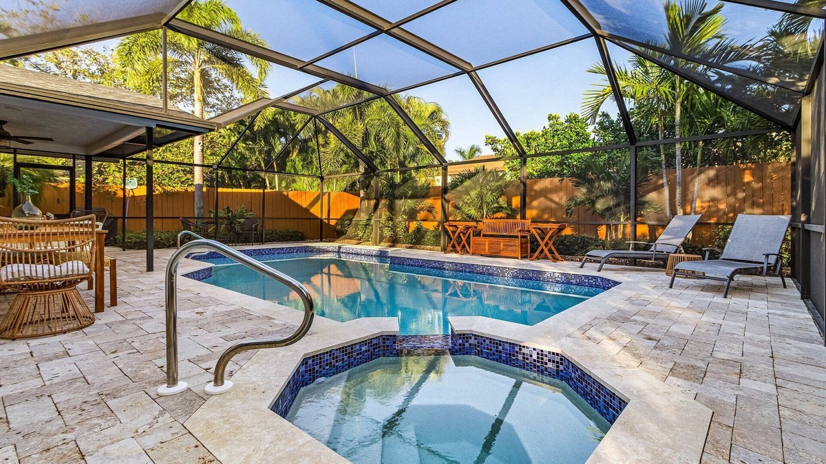 Moorings Villa | Renovated Villa less than 1 mile to beach with Pool & Spa! Dog Friendly!