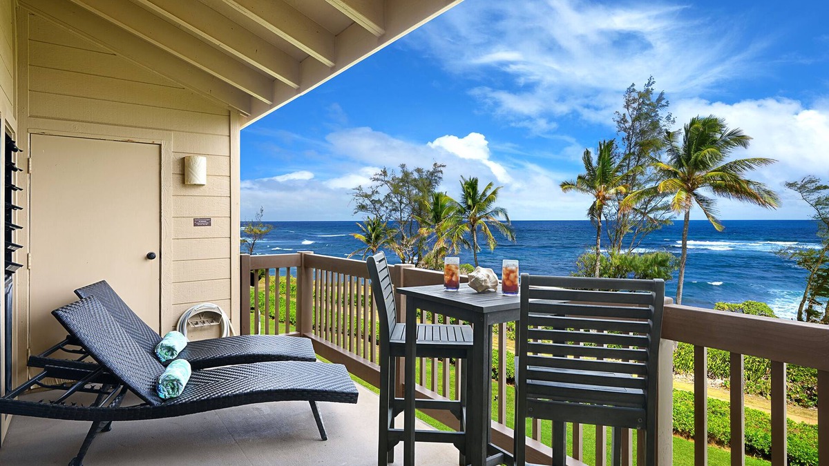 Lihue Condo | Renovation Complete! One Bedroom, Direct Ocean front -Everything inside is New!