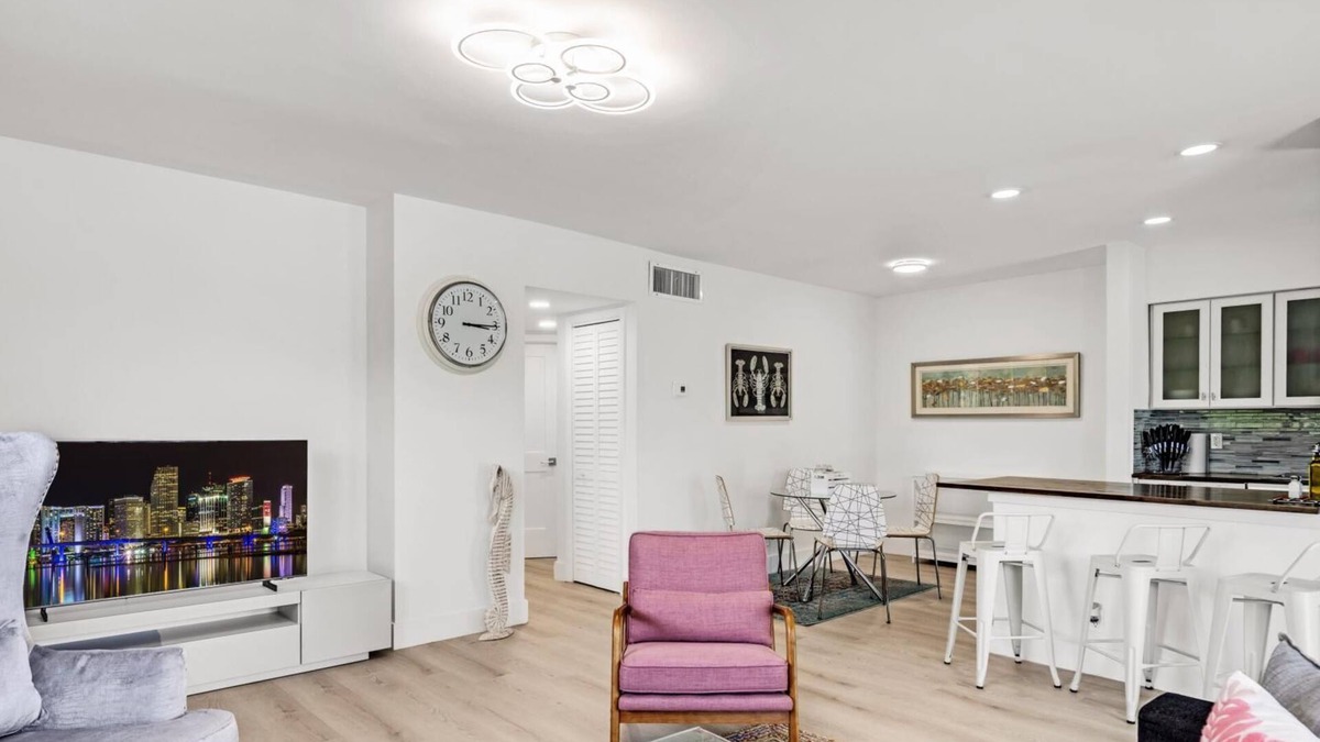 Croissant Park Condo | Rent 2/1 in Fort Lauderdale near Las Olas