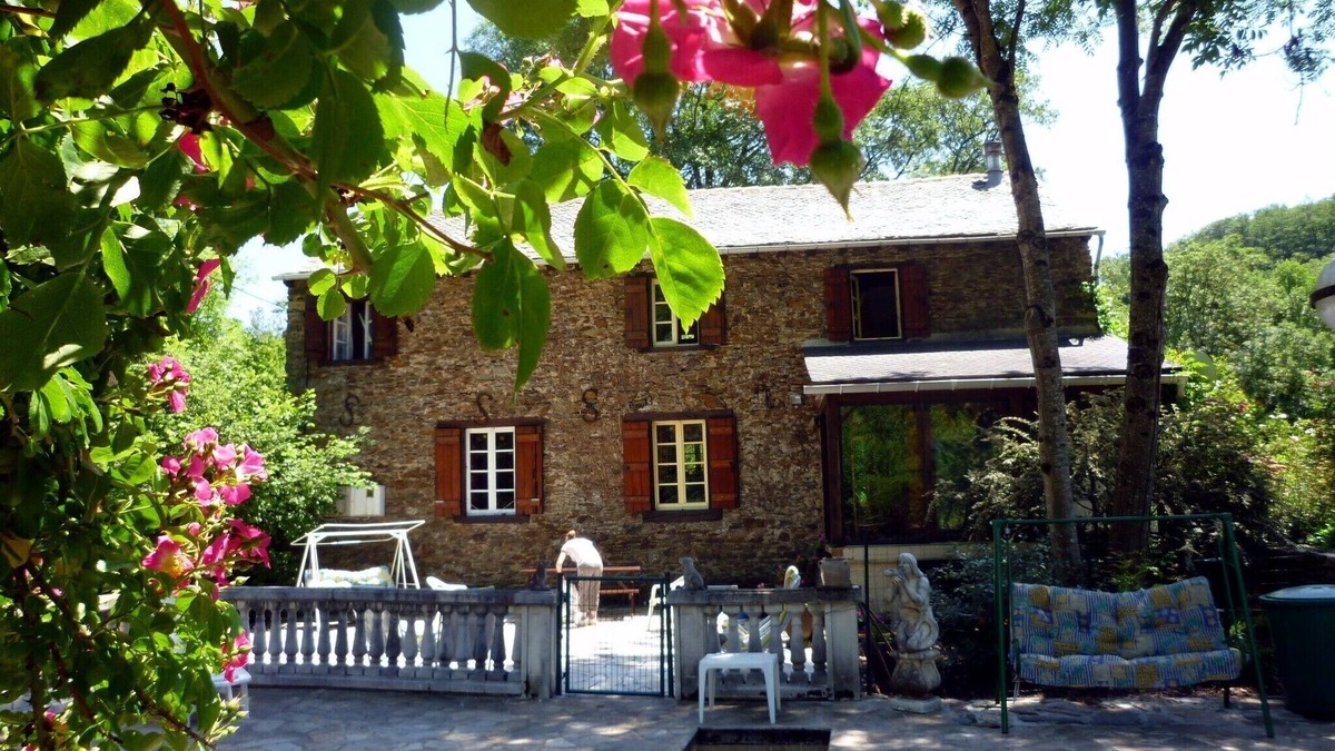 La Selve Other | Rental of a mill in the countryside in a beautiful green setting