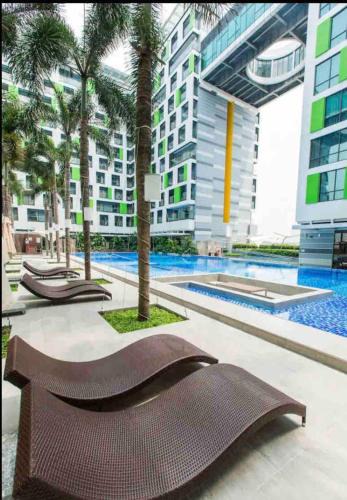 Tan Binh Apartment | Republic Apartment Nearby Airport Free Pool Gym