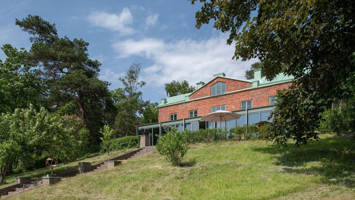 Vaxholm Municipality Villa | Residence Allsjönsro, lakefront property in Vaxholm