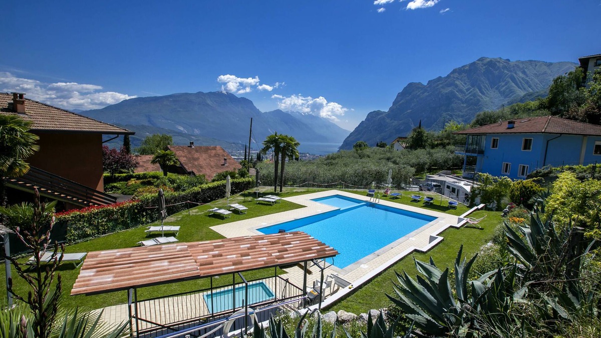 Cologna House | Residence Christina Due Laghi, Tenno, Italy
