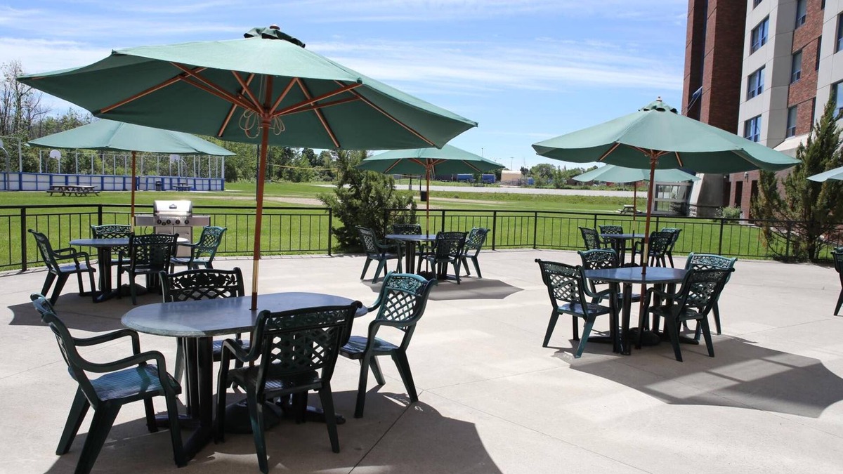 Barrie Apartment | Residence & Conference Centre - Barrie