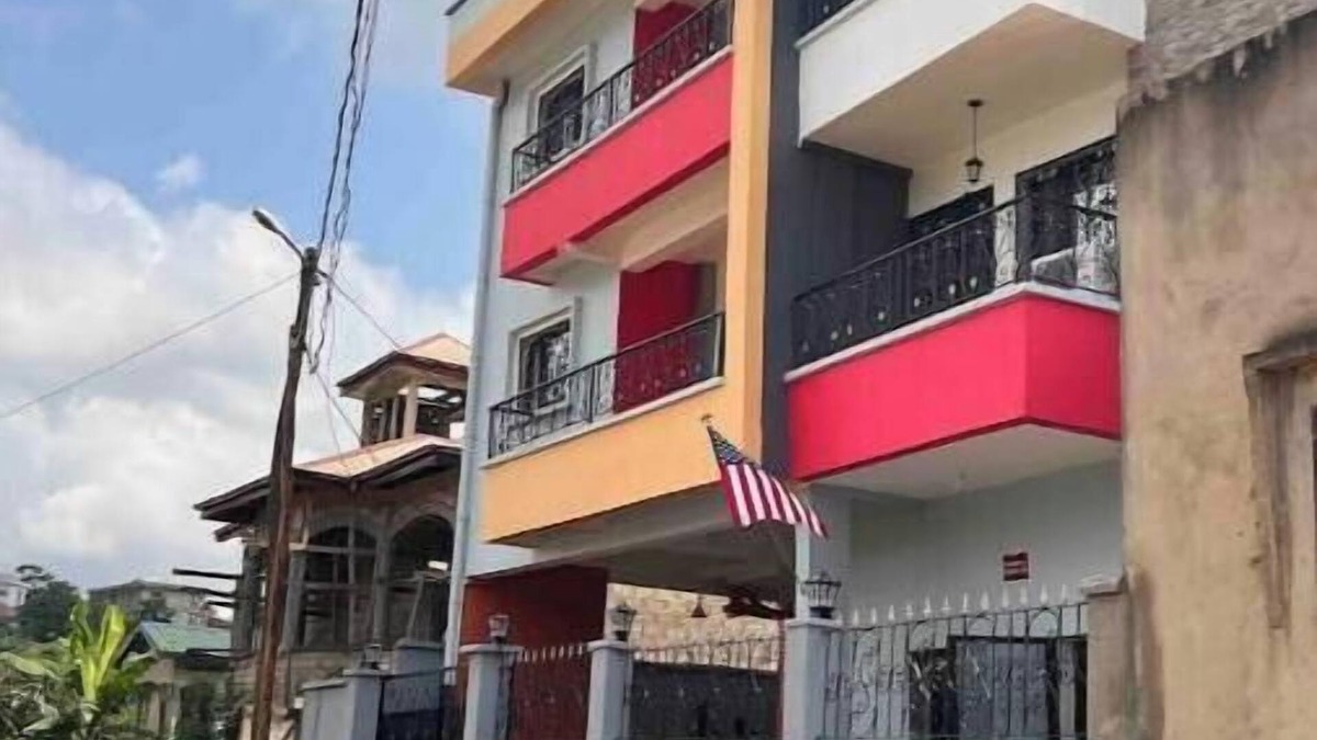 Yaounde Apartment | Residence Ethan Nji - Charming Oasis