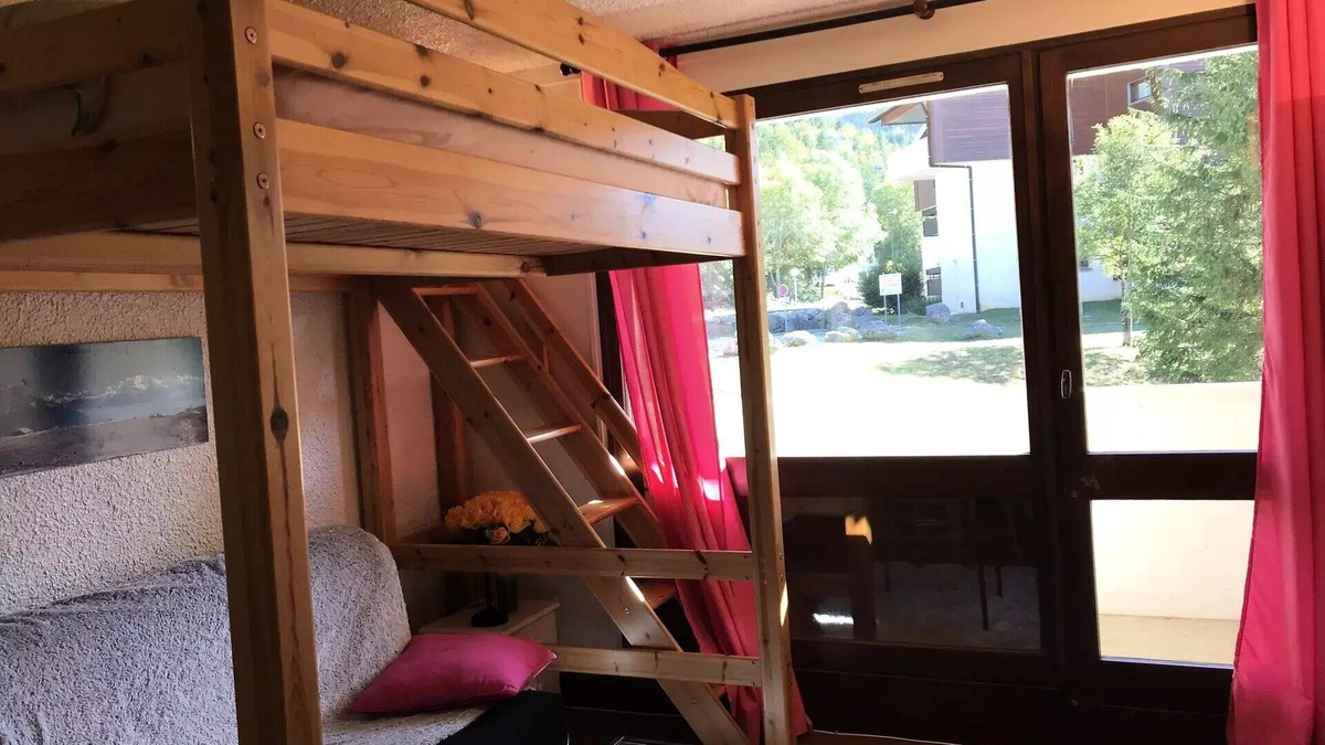 Correncon-en-Vercors Apartment | Residence Herbouilly - Coquet studio foot des pistes