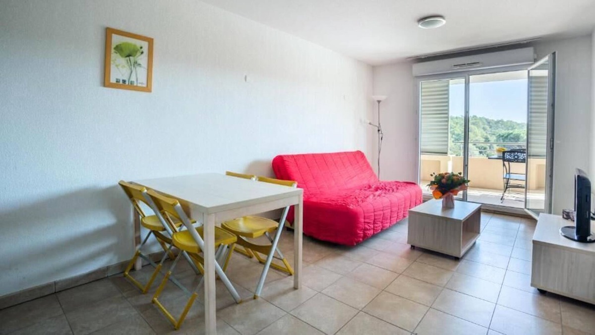 La Bouverie Apartment | Residence Les Parasols d'Argens *** - 2 Room Cabin 6 People