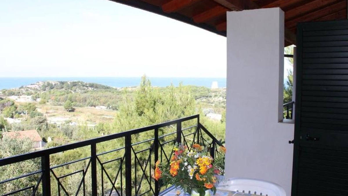 Defensola Apartment | Residence Gli Stingi One Bedroom Apartment