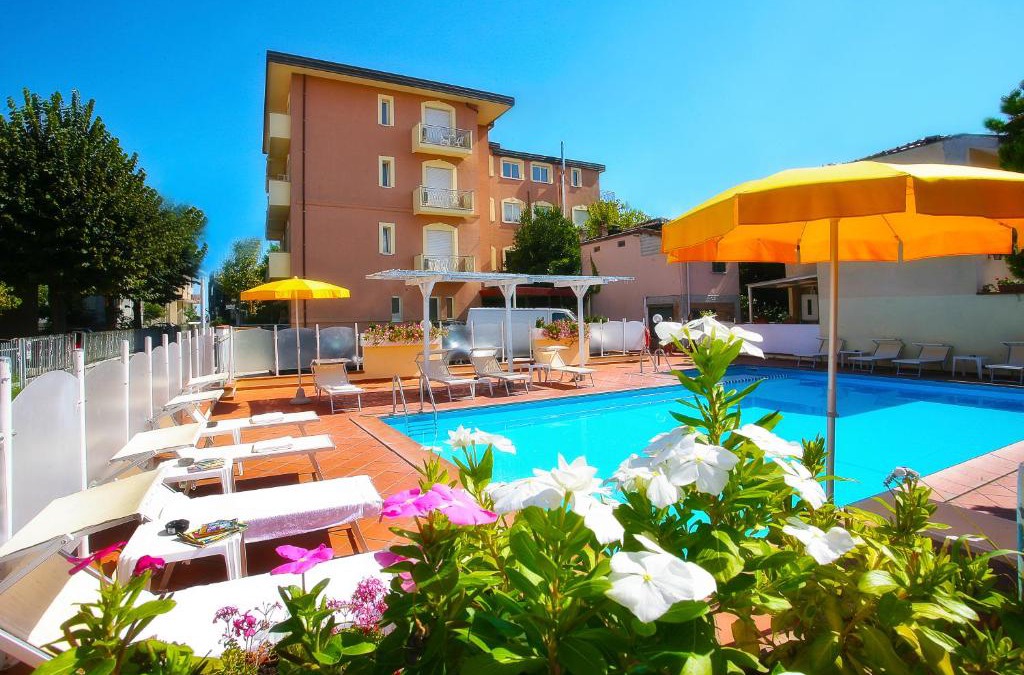 Torre Pedrera Apartment | Residence I Girasoli