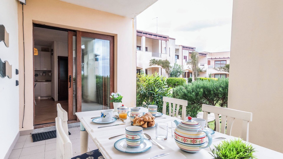 Porto Pozzo Apartment | Residence I Mirti n. 8, Porto Pozzo, Italy