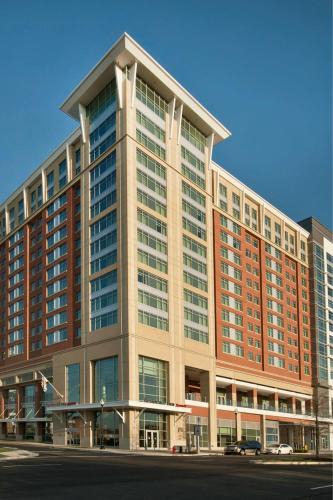 Crystal City Hotel | Residence Inn Arlington Capital View