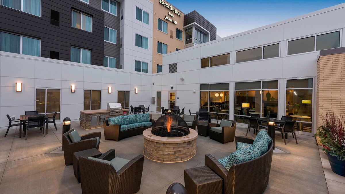 Ashwaubenon Hotel | Residence Inn by Marriott Green Bay Downtown