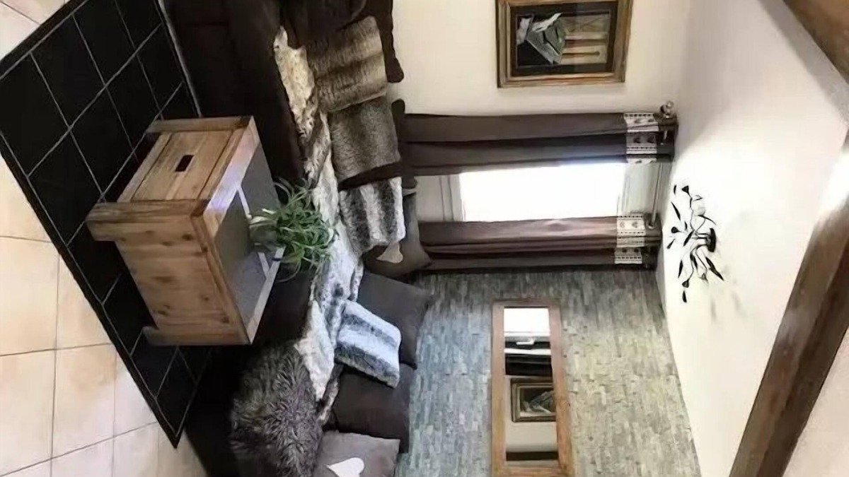 Mont-de-Lans Apartment | Residence Le Galibier 3 - 4 Rooms 8 People - Heart of the resort and 100m from the Village chairlift
