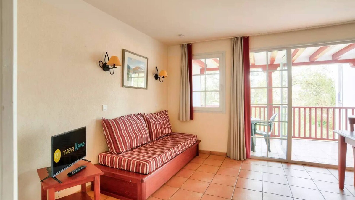 Uhart-Cize Apartment | Residence Le Parc d'Arradoy - maeva Home - 3-room apartment for 6 people - Comfort