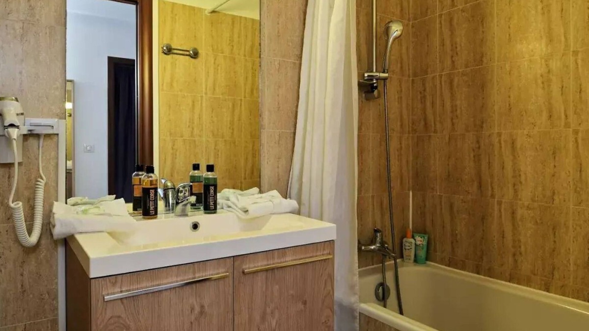 Ajaccio Apartment | Residence Les Calanques * - 2 rooms 4 people
