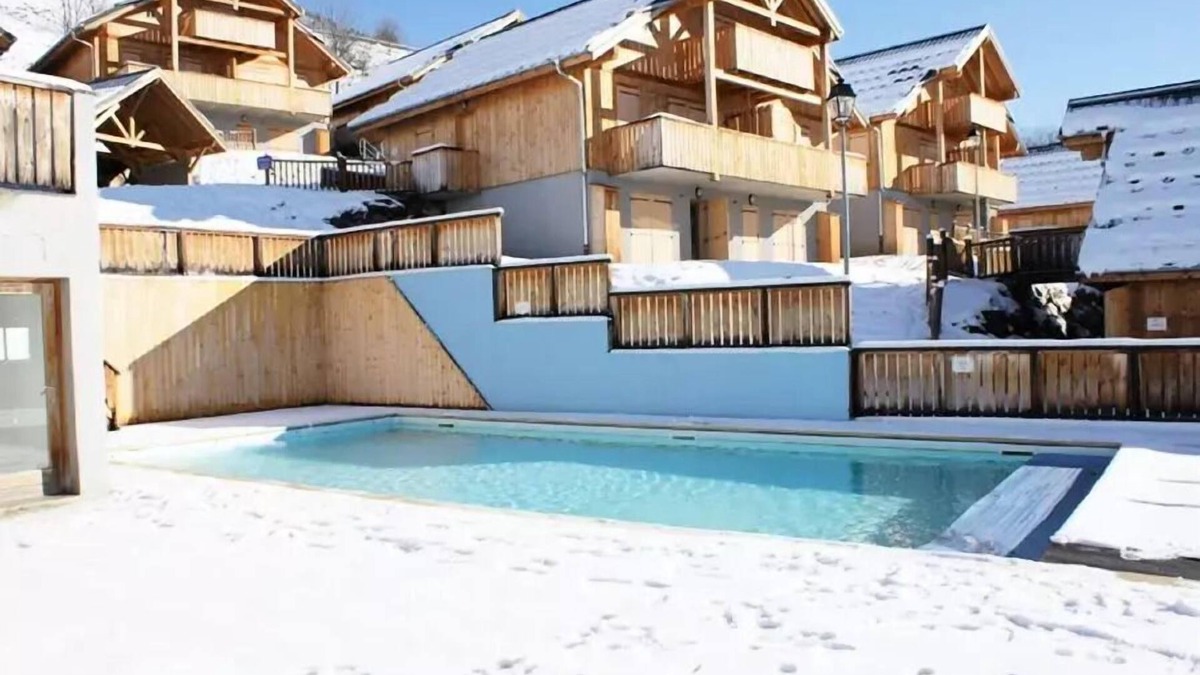 Saint-Jean-d'Arves Apartment | Residence Les Ecourts - Apartment 32m2, 4 people in quiet residence
