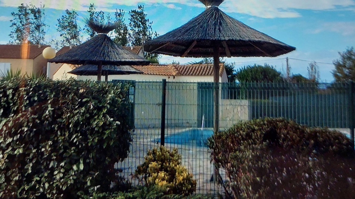 Marseillan House | Residence "les marines d'helios" house with outdoor parking and swimming pool