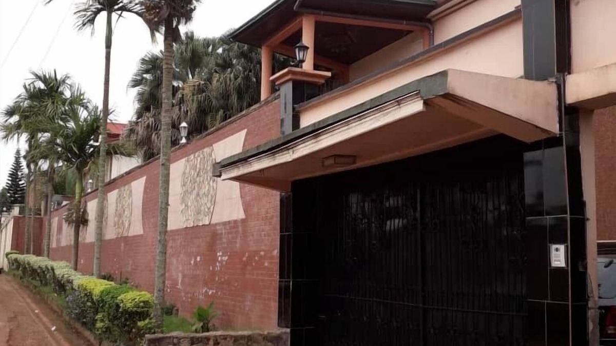 Yaounde House | Residence Rachetou, residential area
