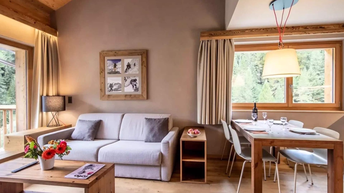 Zinal Apartment | Residence SWISSPEAK Resorts Zinal - 2 Room Apartment 4 People South Facing Balcony