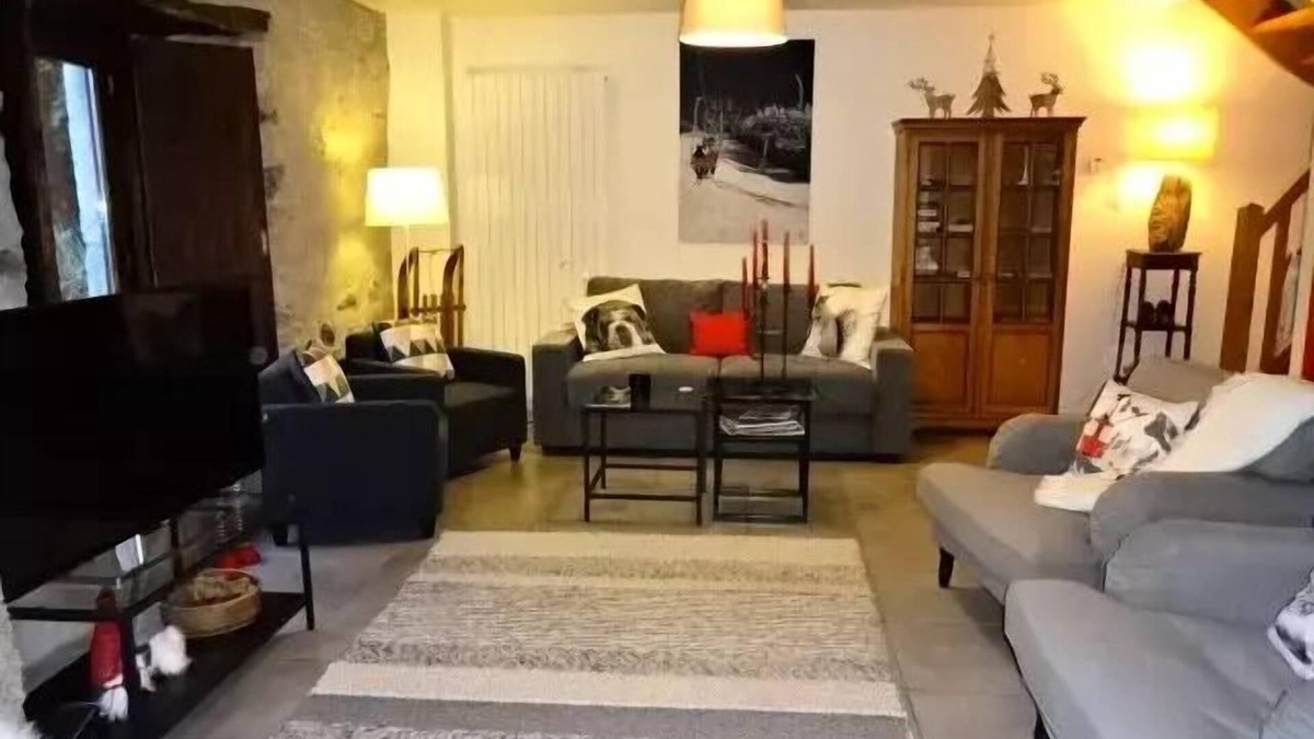 Guchen Villa | Residence Terraced House - House 10 people village of GUCHEN
