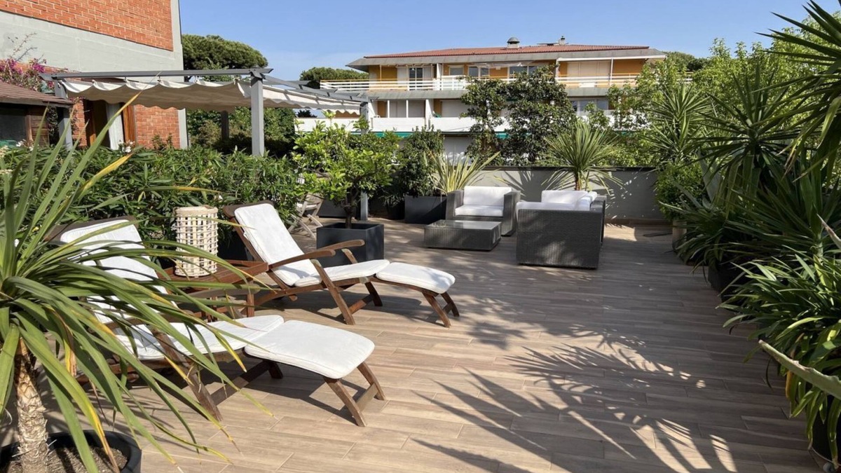 Forte dei Marmi Apartment | Residenza Frida By MMega