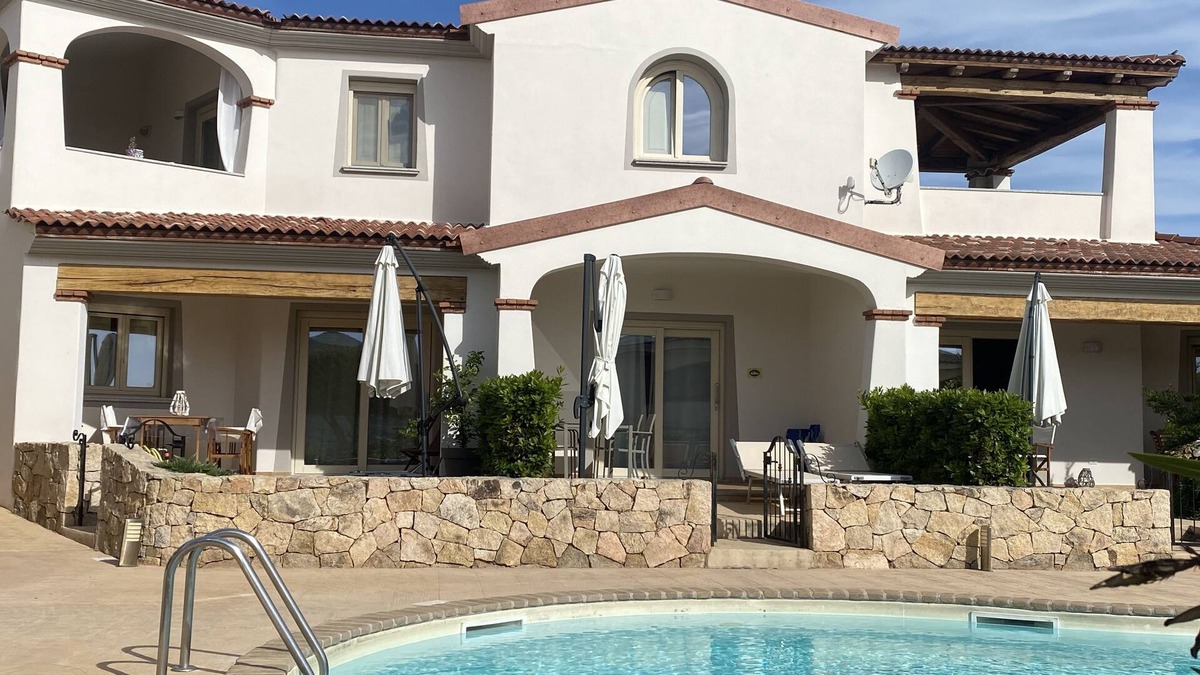 Limpiddu Apartment | Residenza Limpiddu with Swimming Pool and Panoramic View - Recent, All Amenities