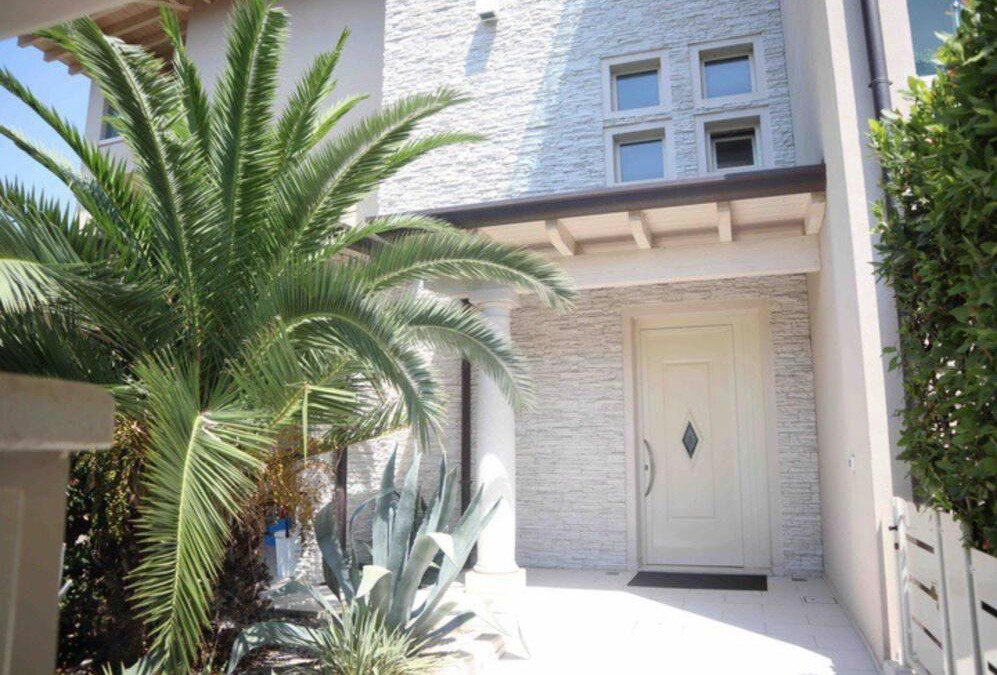 Rivoltella House | Residenza Puccini