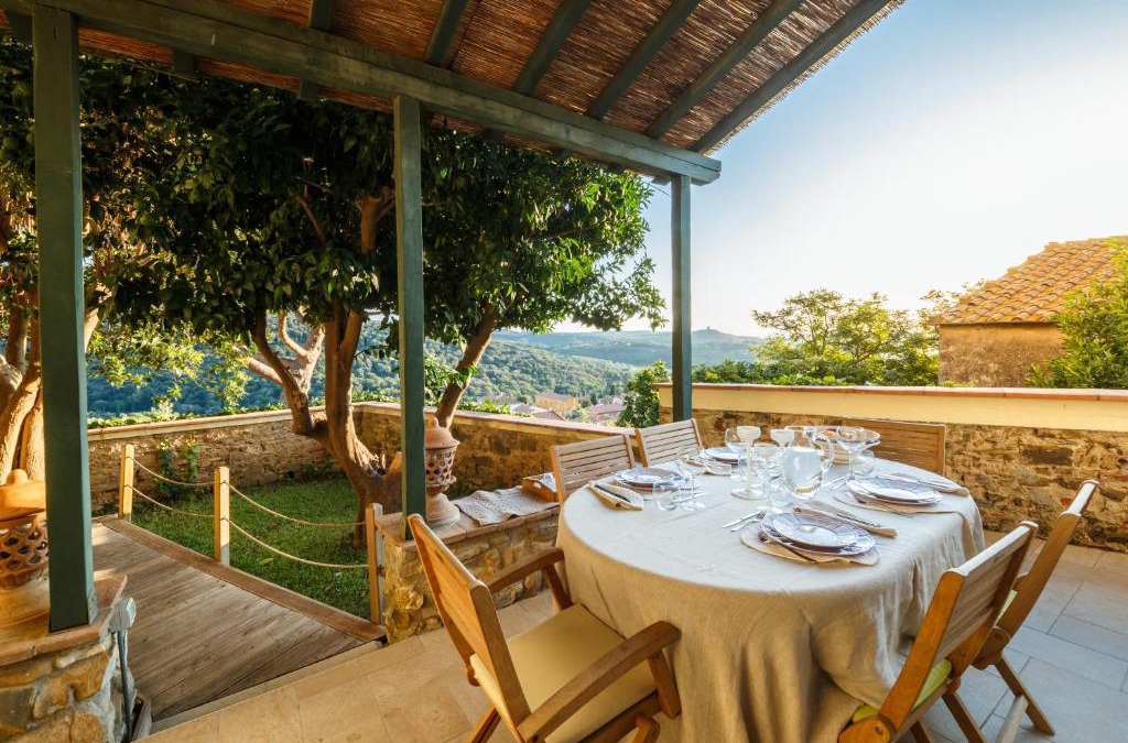 Castagneto Carducci Apartment | Residenza Vittoria