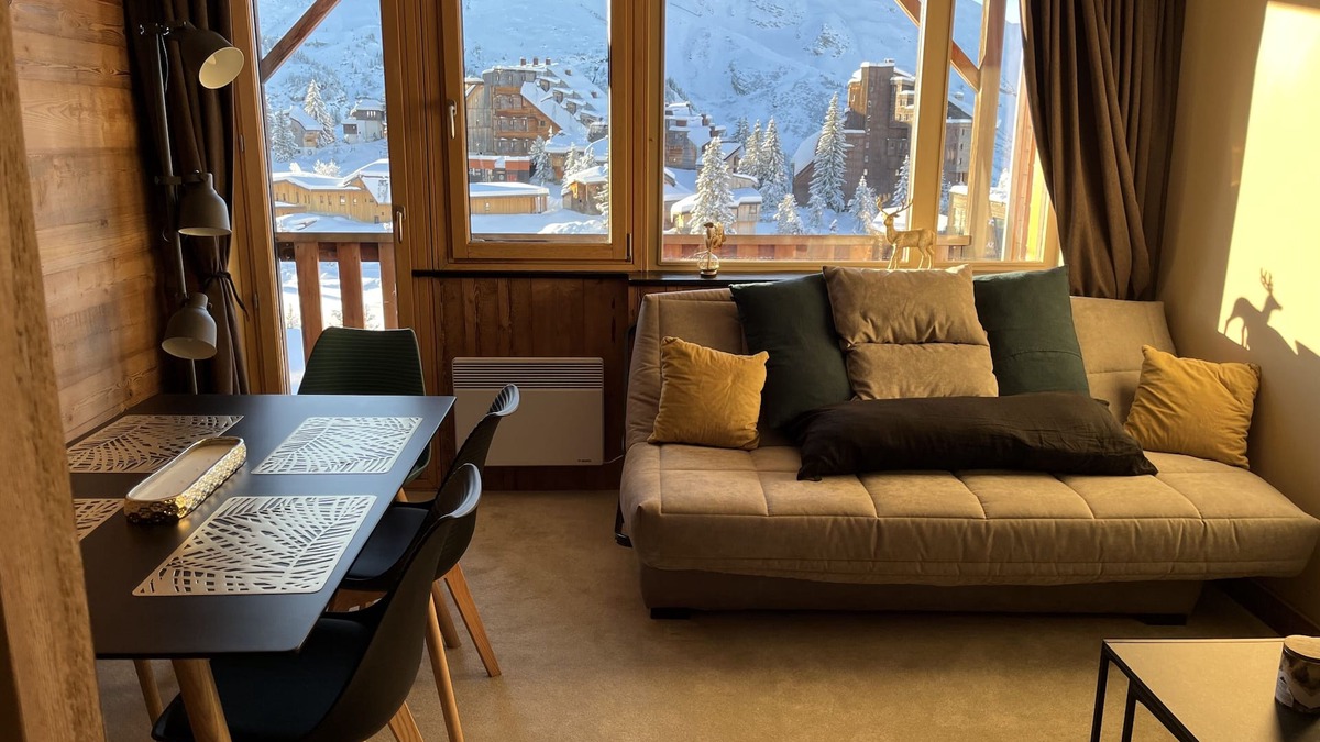 Avoriaz Apartment | Resort center, app. 36 m2, 1 bedroom, mountain corner, balcony, ski room, WIFI