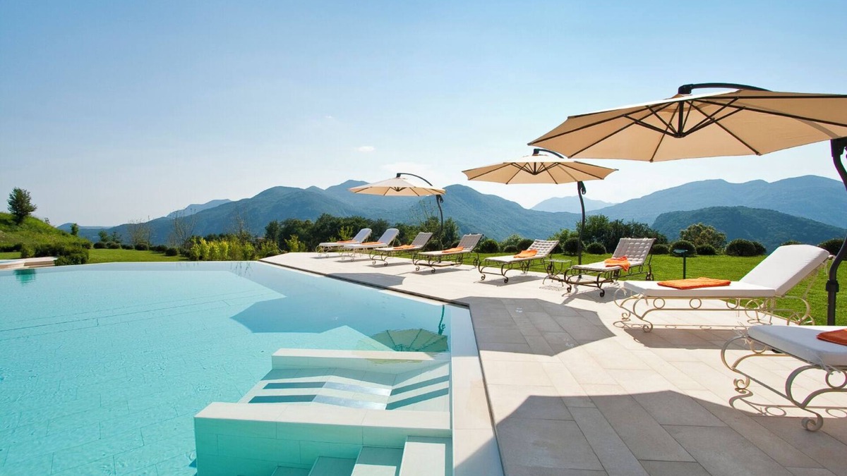 Agra Hotel | Resort Collina d'Oro