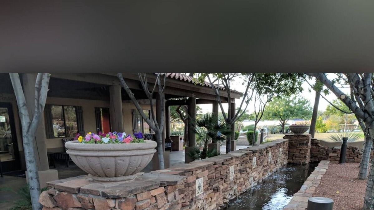 Peoria Villa | Resort condo