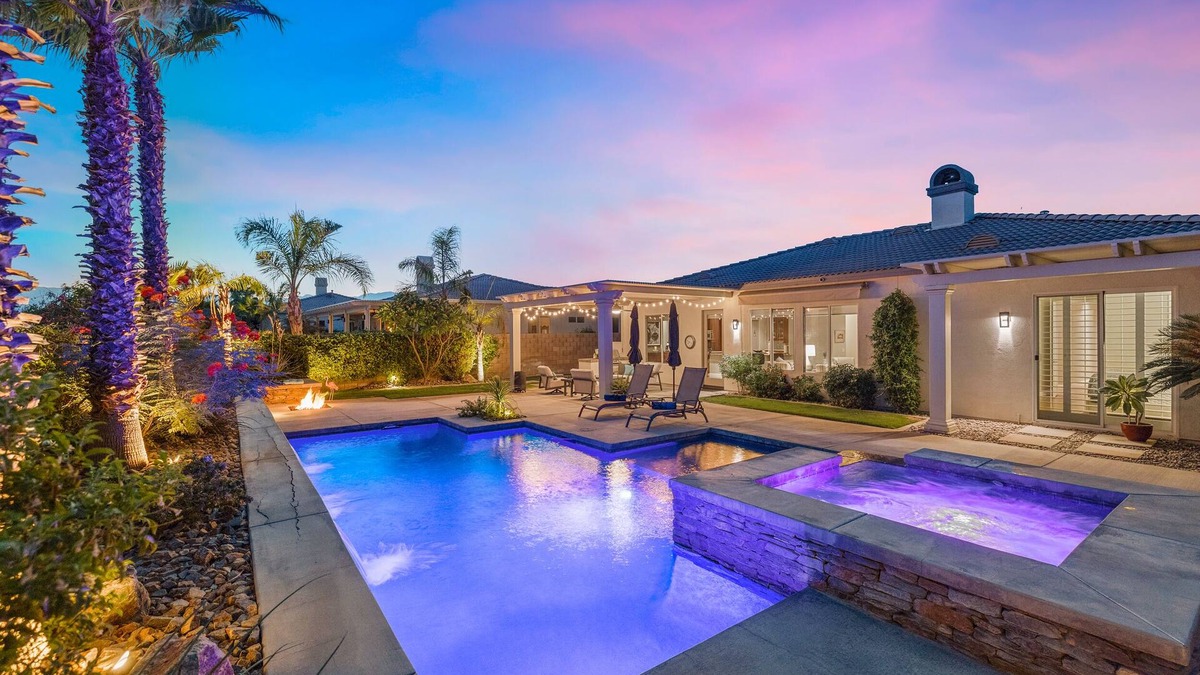 La Quinta House | Resort-like La Quinta Home w/amazing pool/spa & so much more (30+ day)