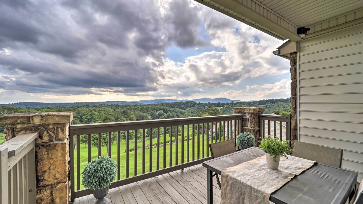 Roaring Gap Condo | Resort Retreat w/Pool & Impressive Golf Vistas!