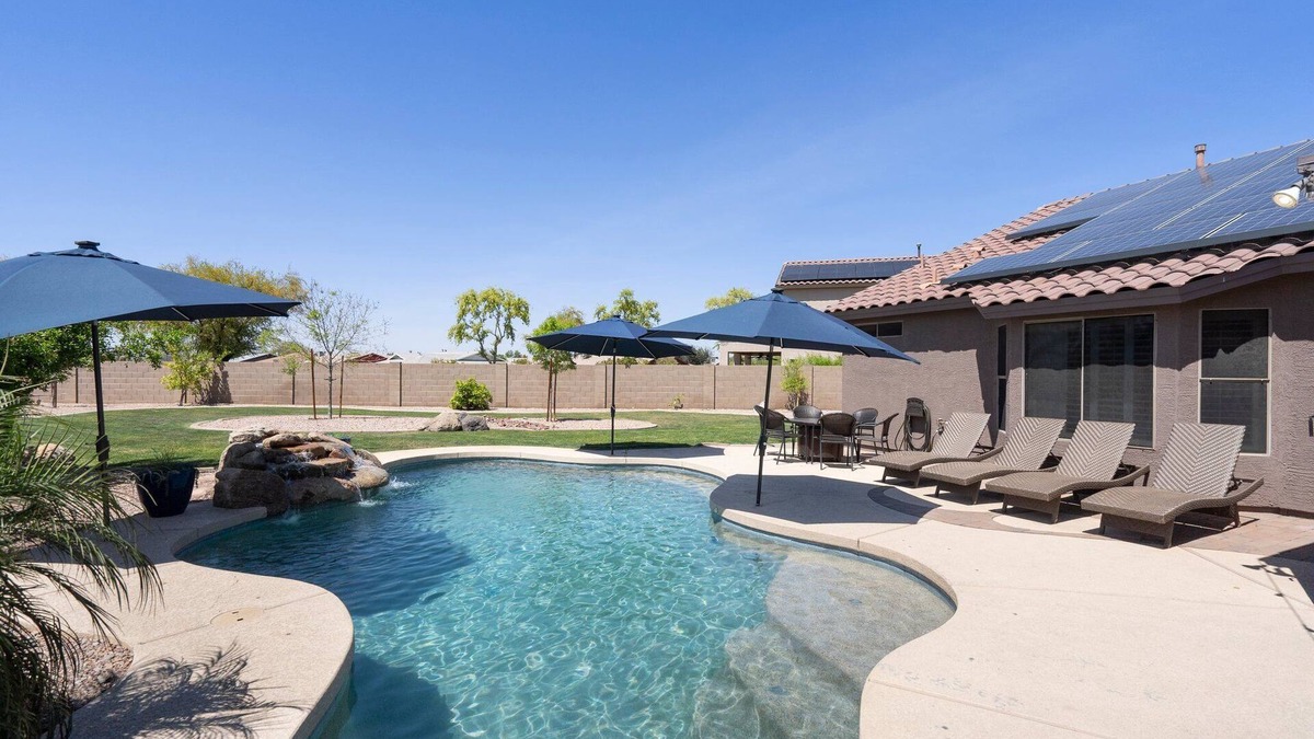 Springer Ranch House | Resort Style Backyard w/Heated Pool