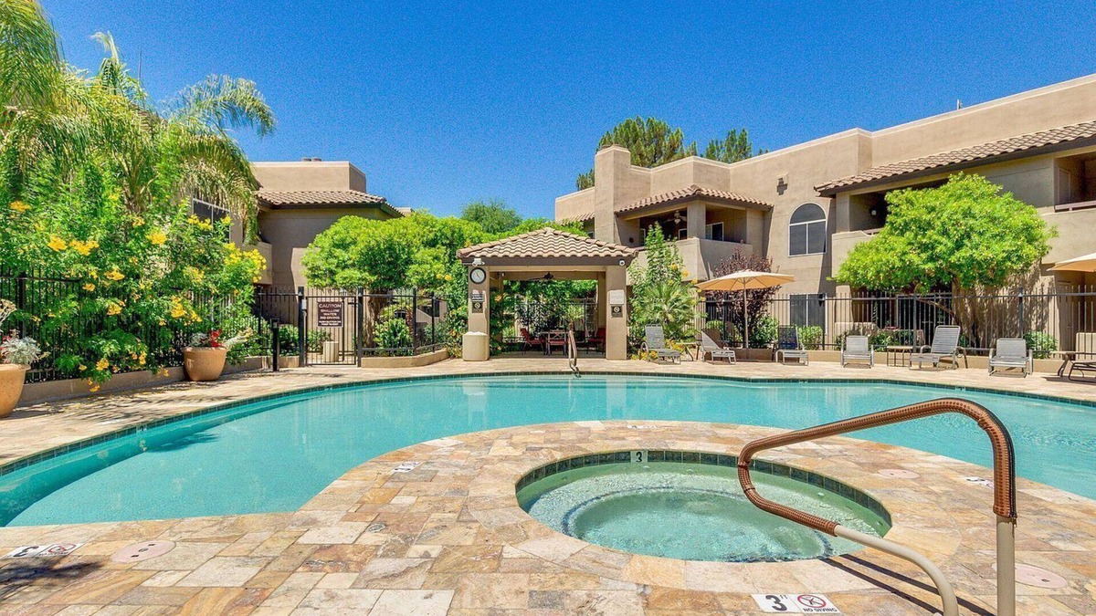 Central Scottsdale Condo | Resort Style Desert Living