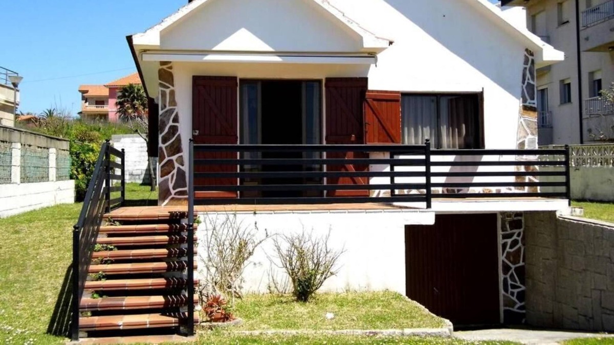 Portonovo Ski Chalet | Rest in Sanxenxo - Chalet Arena de Canelas in 1st line of Beach